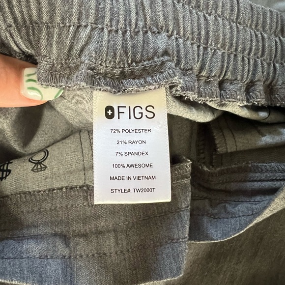 Figs Graphite Scrub Set - Picture 7 of 9